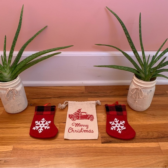 NEW Lot of 3 Gift Bags for Christmas Stockings Snowflake Christmas Tree - Picture 2 of 15